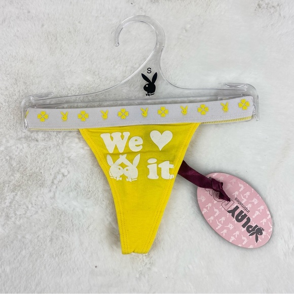 PLAYBOY Other - NWT Vintage Playboy "We Love Kissing It" Yellow Panties